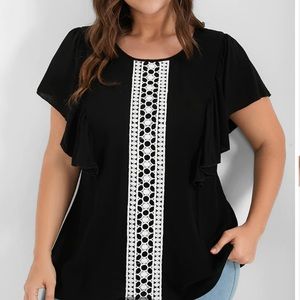 🛑SOLD🛑 SolidContrast Lace Ruffle Round Neck
